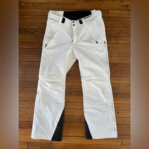 Large women’s Aztech Mountain black and white ski snow pants